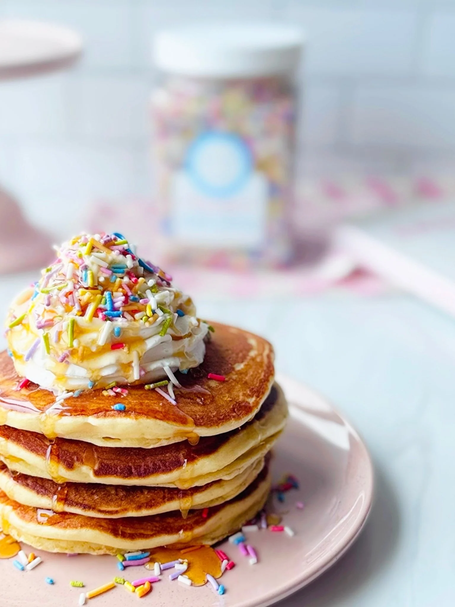Sweetapolita Sprinkles - Natural Rainbow Crunchy Sprinkles - Image 3